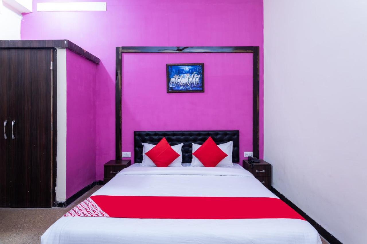 โอโย 35845 ยู-เทิร์น Hotel Harsola ภายนอก รูปภาพ