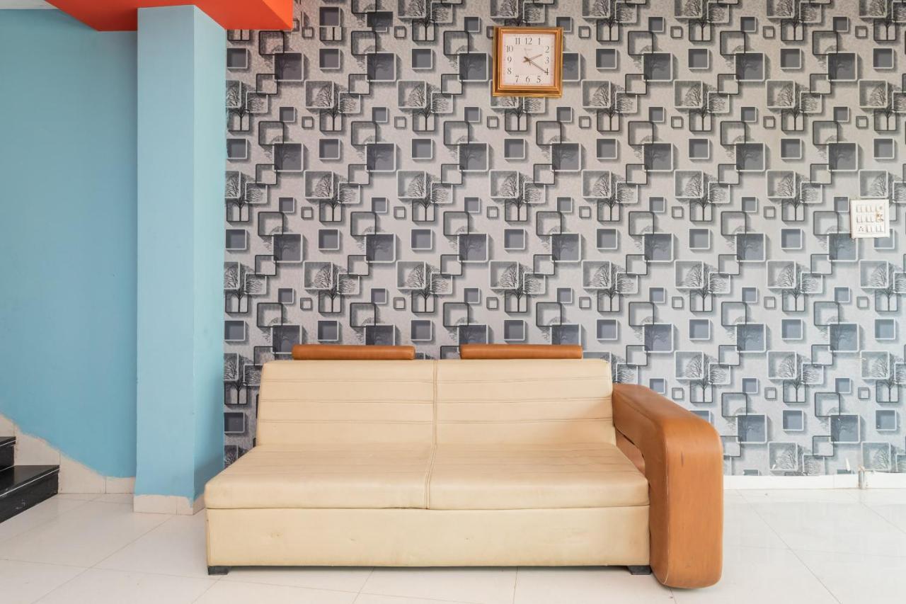 โอโย 35845 ยู-เทิร์น Hotel Harsola ภายนอก รูปภาพ