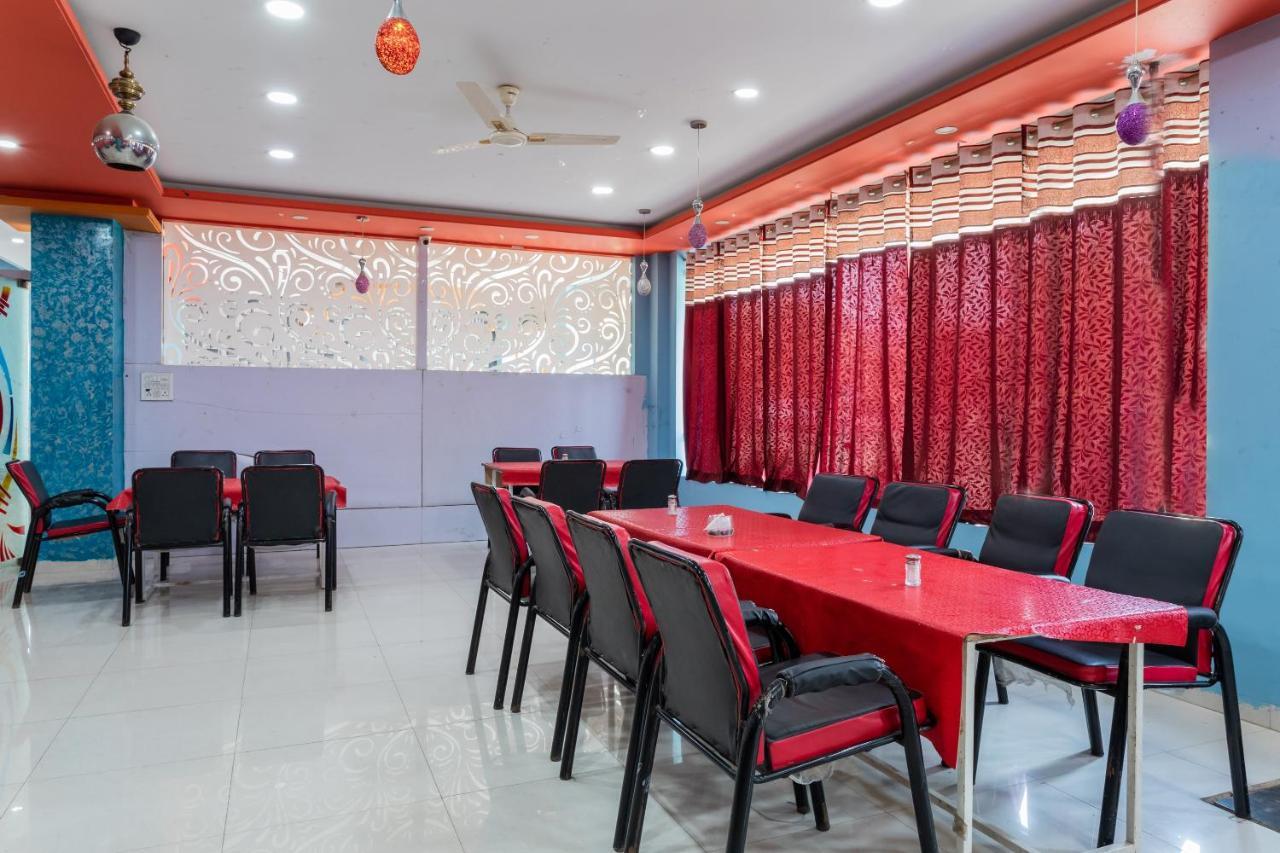 โอโย 35845 ยู-เทิร์น Hotel Harsola ภายนอก รูปภาพ