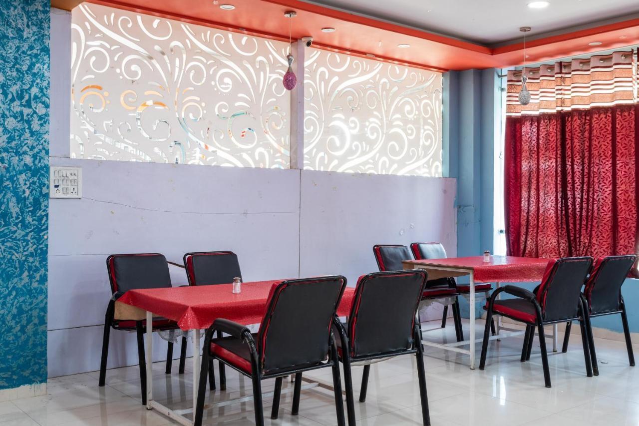 โอโย 35845 ยู-เทิร์น Hotel Harsola ภายนอก รูปภาพ