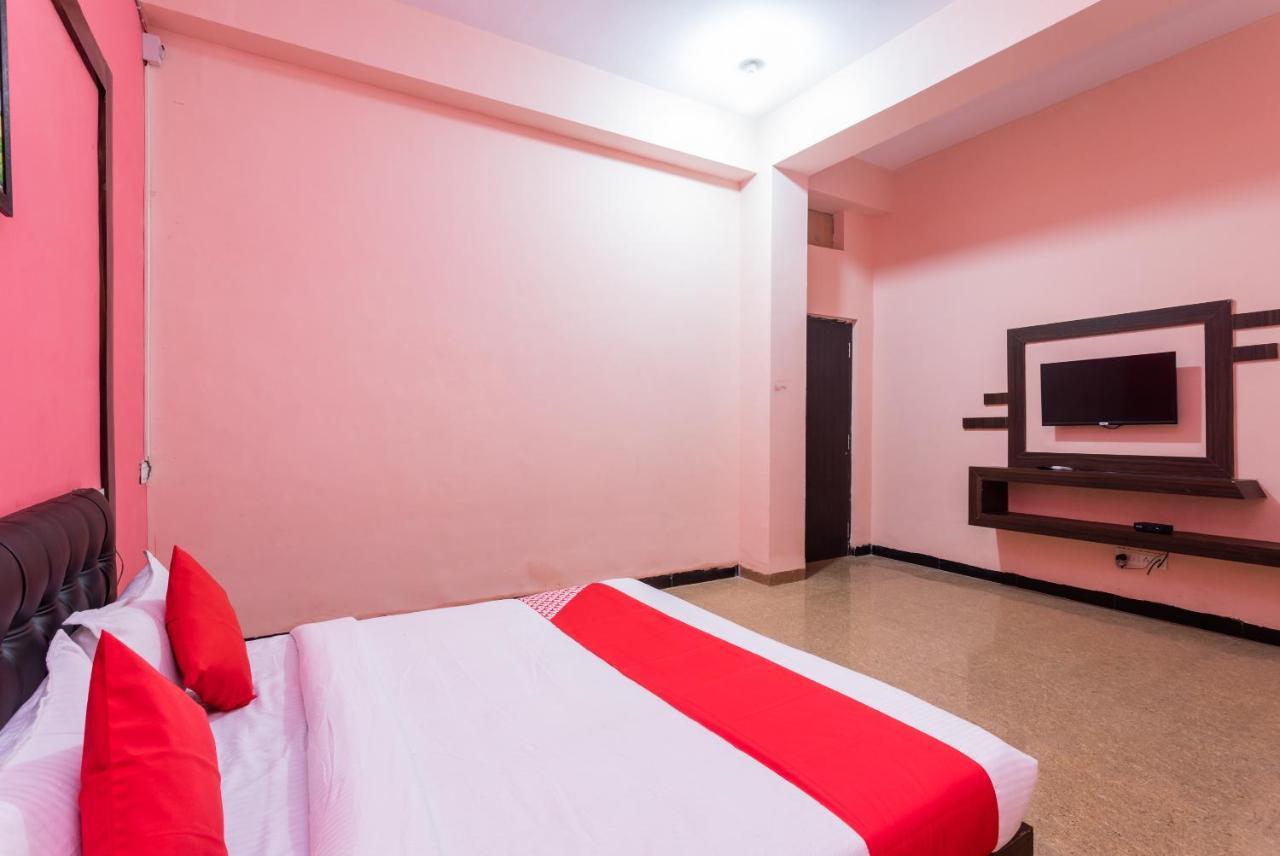 โอโย 35845 ยู-เทิร์น Hotel Harsola ภายนอก รูปภาพ